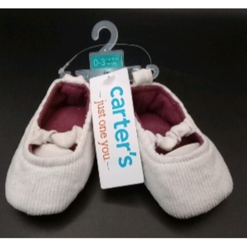 Carters Just One You White Corduroy Bow Crib Shoes 0-3 Months NWT